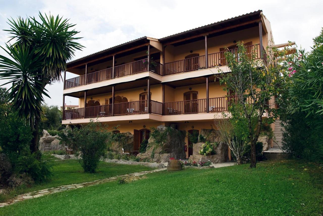 Corfu Club Apartmentsゴウヴィア エクステリア 写真
